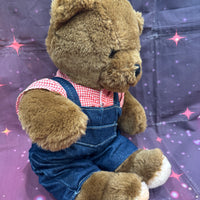 Eli, Teddy Bear