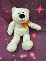 Liora, Teddy Bear